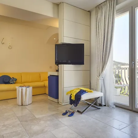 Blu Capri (adults Only) 호텔 5*
